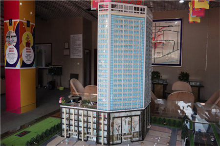 富丽华城全新毛坯步梯3楼三居126平75万证齐可按揭随时看